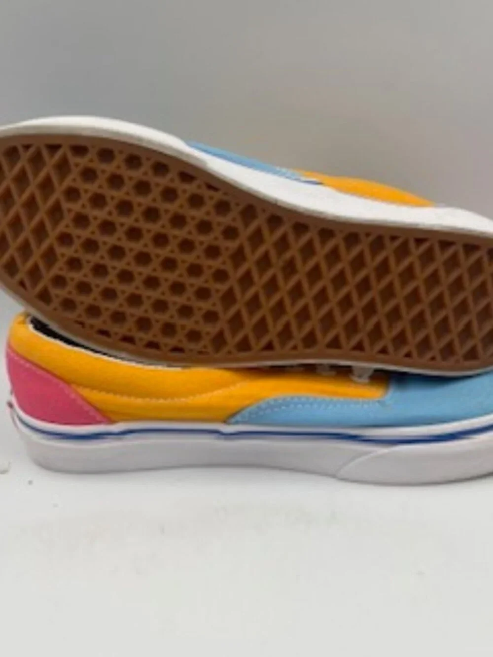 Vans Color Block Sneakers Unisex Women’s Sz 7 Men’s 5.5 low top shoes
